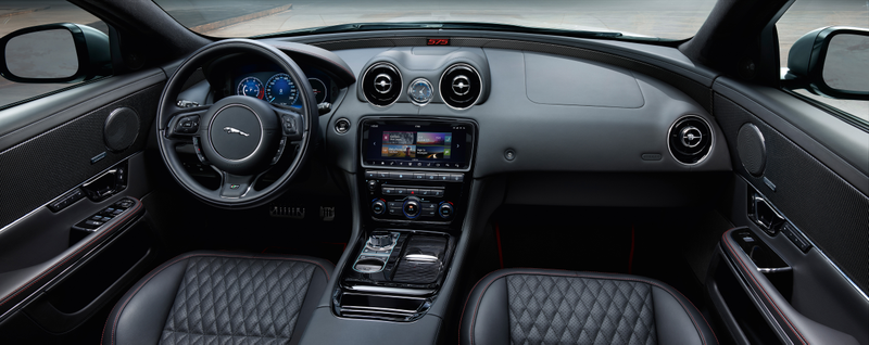 Illustration for article titled Jaguar's New XJR575 Can Hit 186 MPH In Just 44 Seconds